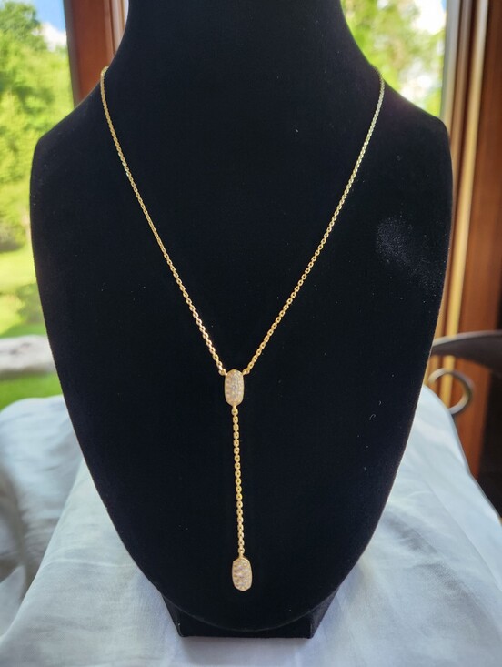 Kendra Scott Jewelry - 🔥Kendra Scott Gold Necklace with Clear Crystal Drops - Pouch Included